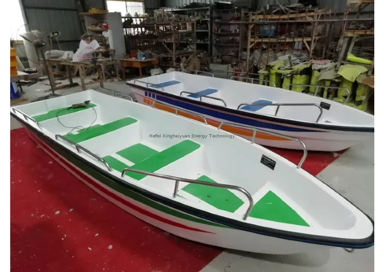 Bangka ng Pangingisda ng FRP